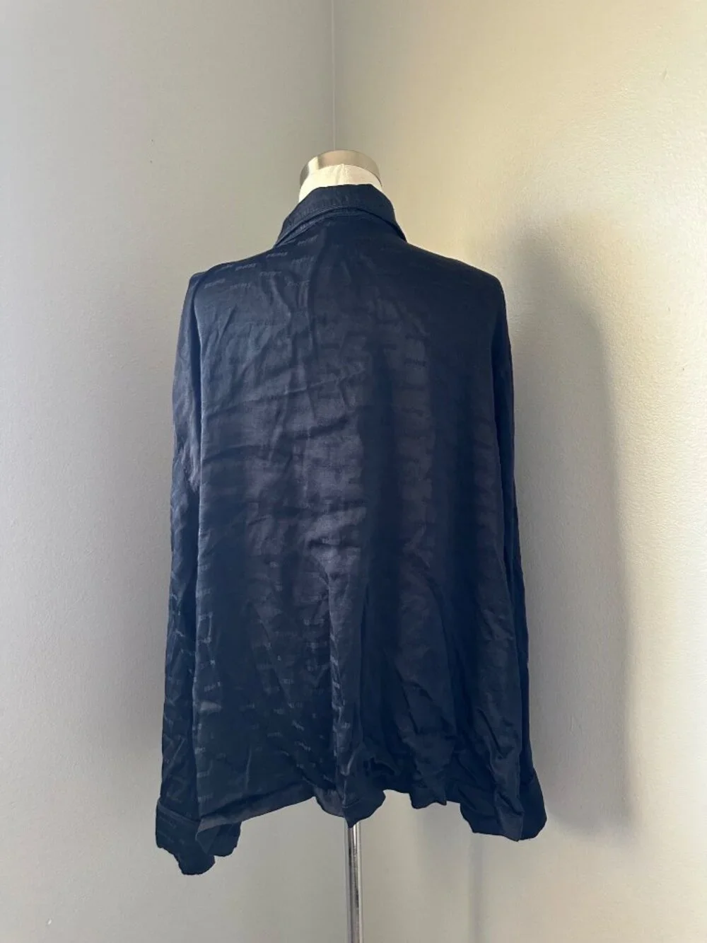 Skims Logo Button Down Sleepwear Long Sleeve Minimalist Black Cozy Relax 2X